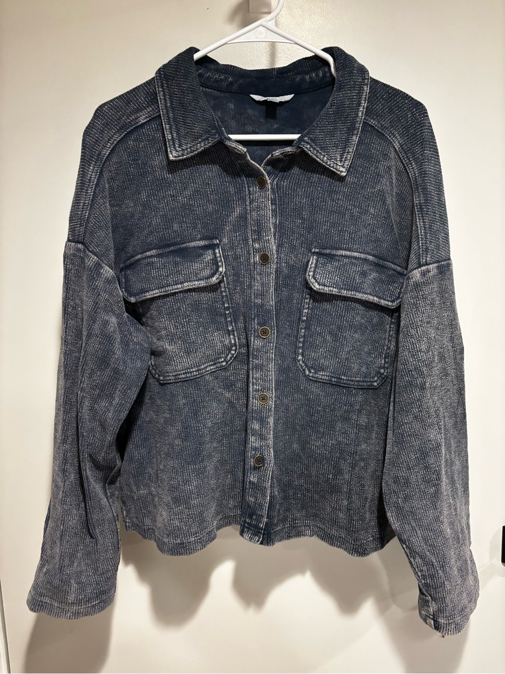 Time and Tru 100% Cotton Washed Denim-look Collared Buttondown Top L